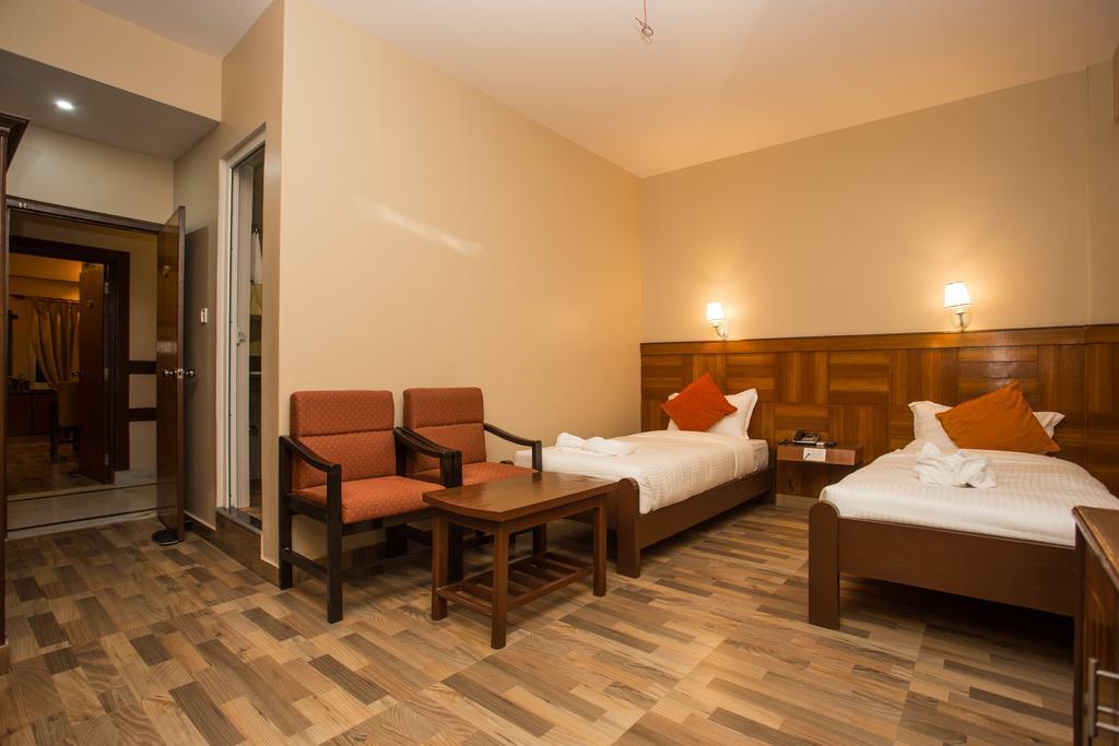 Pokhara Choice Inn Zewnętrze zdjęcie